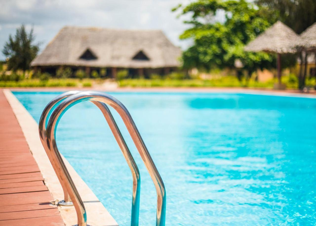 Vrclub Paje Palms Beach Resort Exterior photo